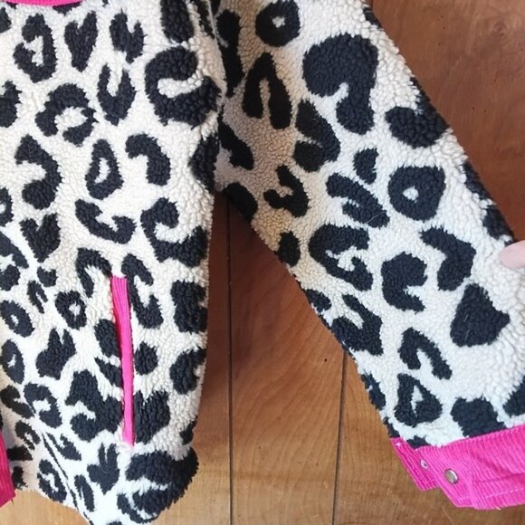 Discount Divas Leopard Print Pink Sherpa Fleece Jacket Size Small new - Picture 3 of 4
